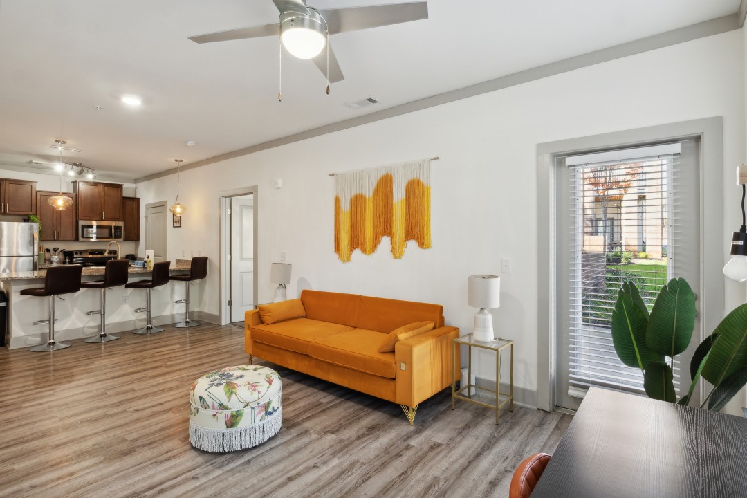 1 Bedroom · Signature layout