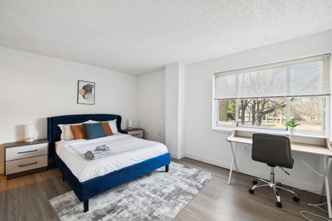2 Bedrooms · Signature layout