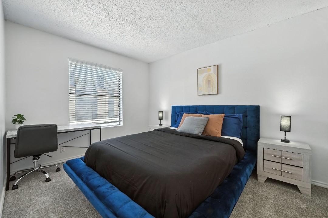1 Bedroom · Signature layout