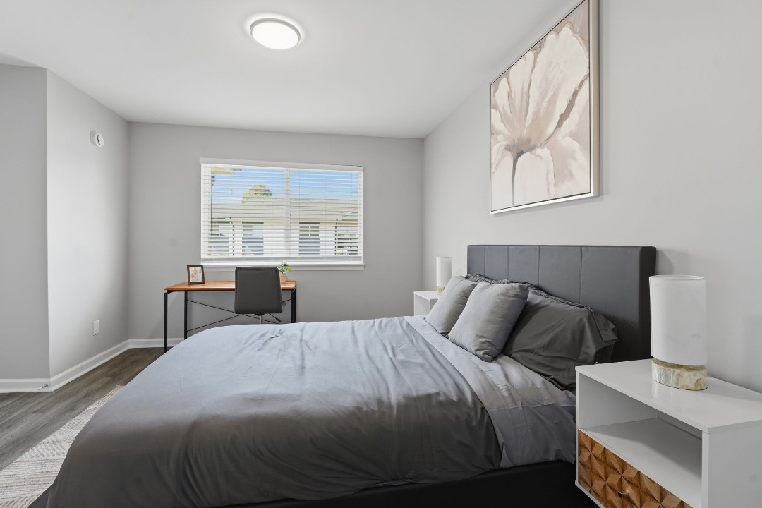 Crossings at · Unit 501 M62 2bd/2bth