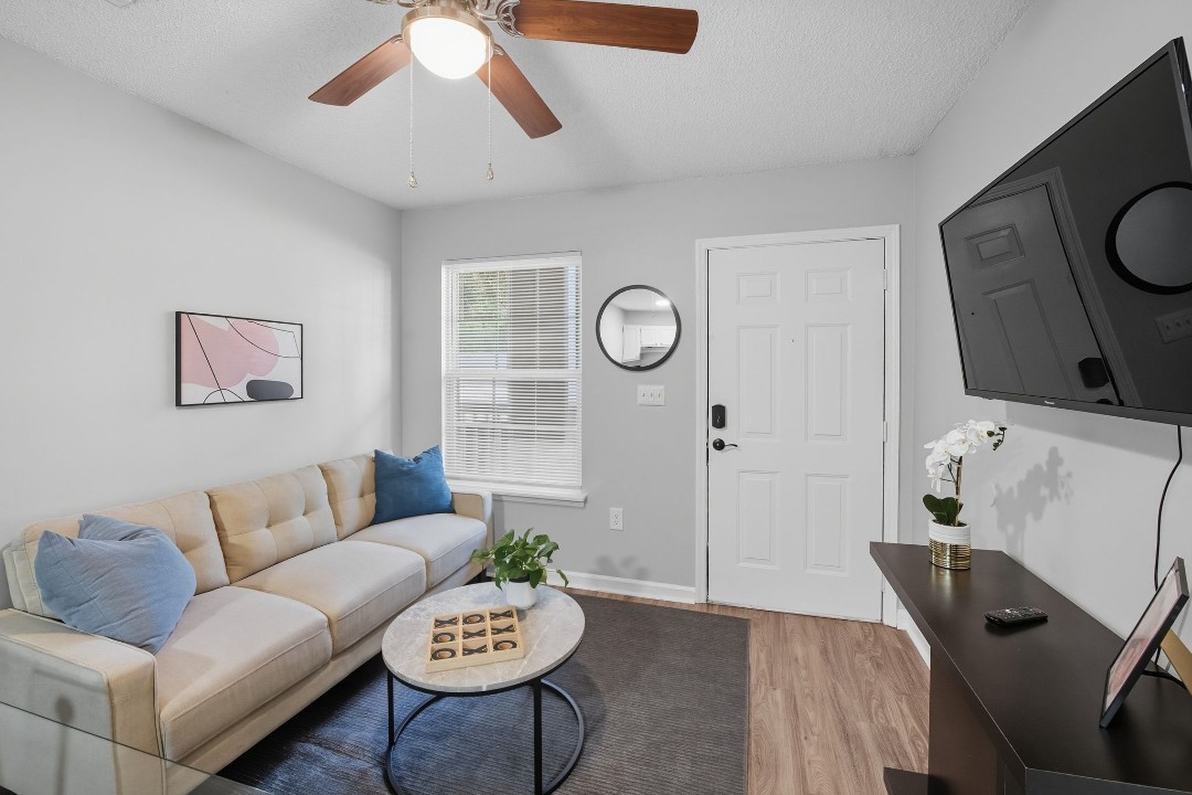 Meadowbrook 250-102 1bd/1bd