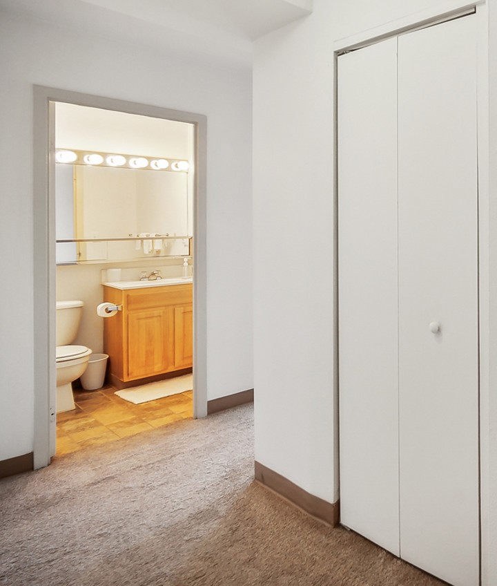 Pa Place 1002, 2br
