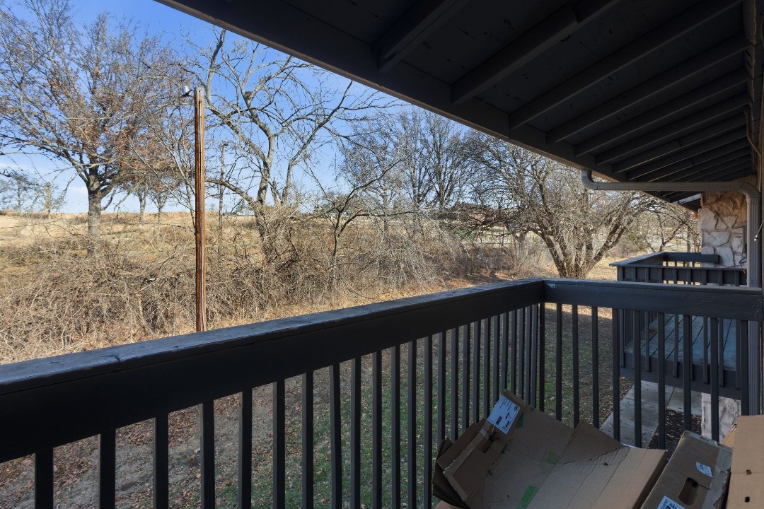Hillcrest 8306C · Unit 1/1