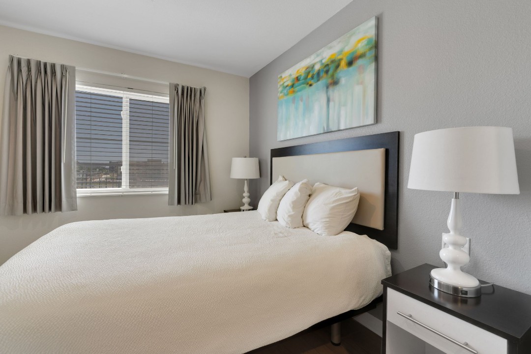 Simplicity At the Rim · Unit 1408 2/2