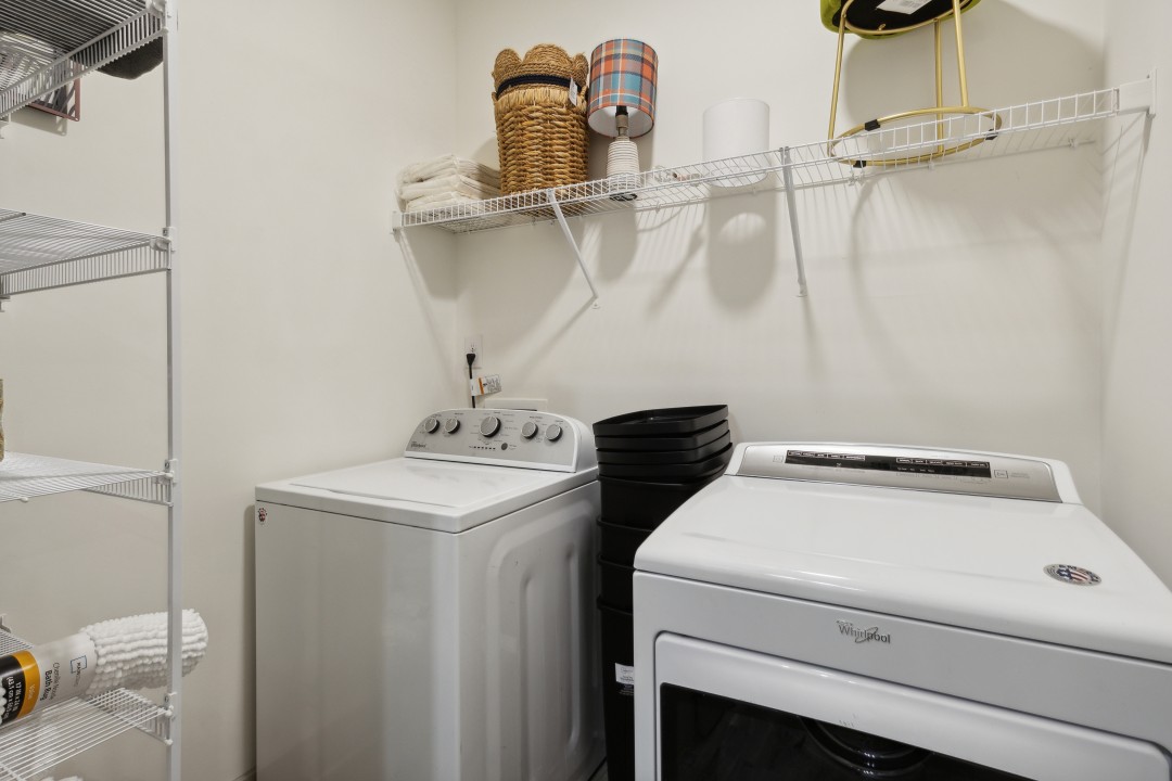 Overlook at Farragut 5001, 1BD/1BA