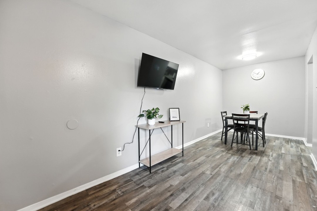 Eureka village · Unit 249 1/1