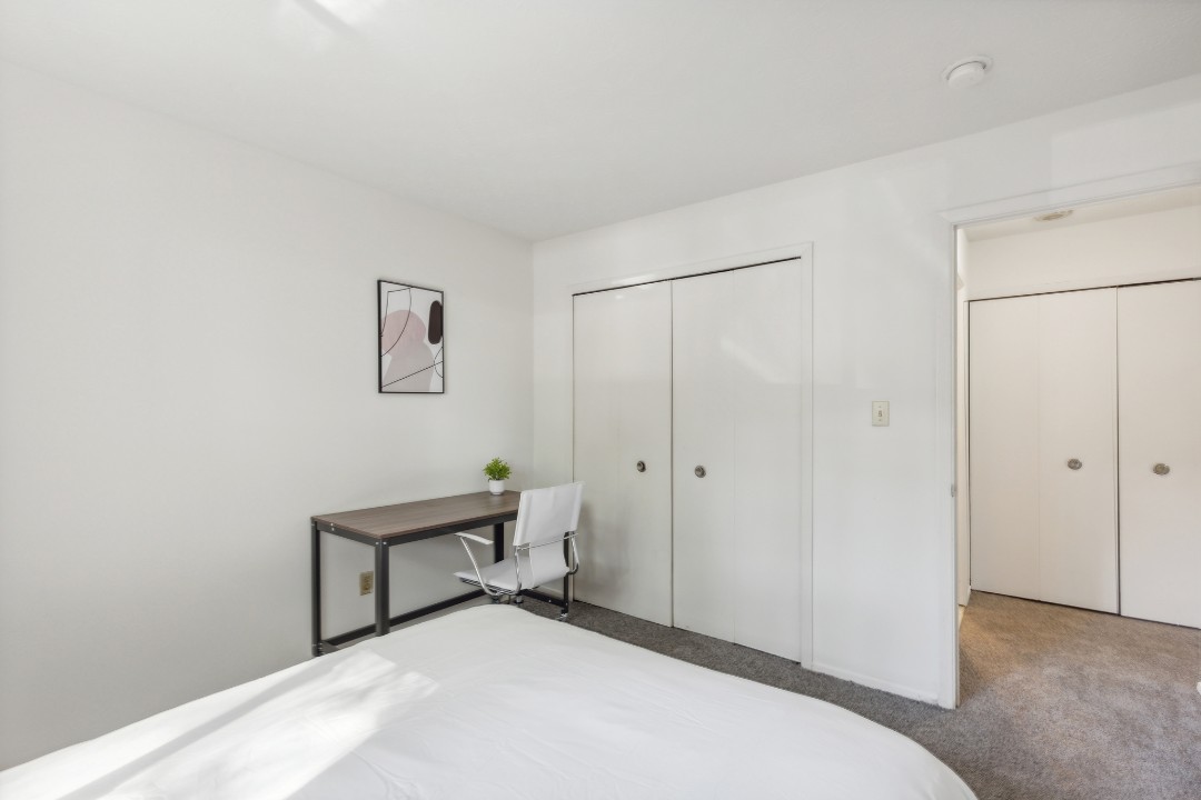 Midtown Towers 3105, · Unit 1/1