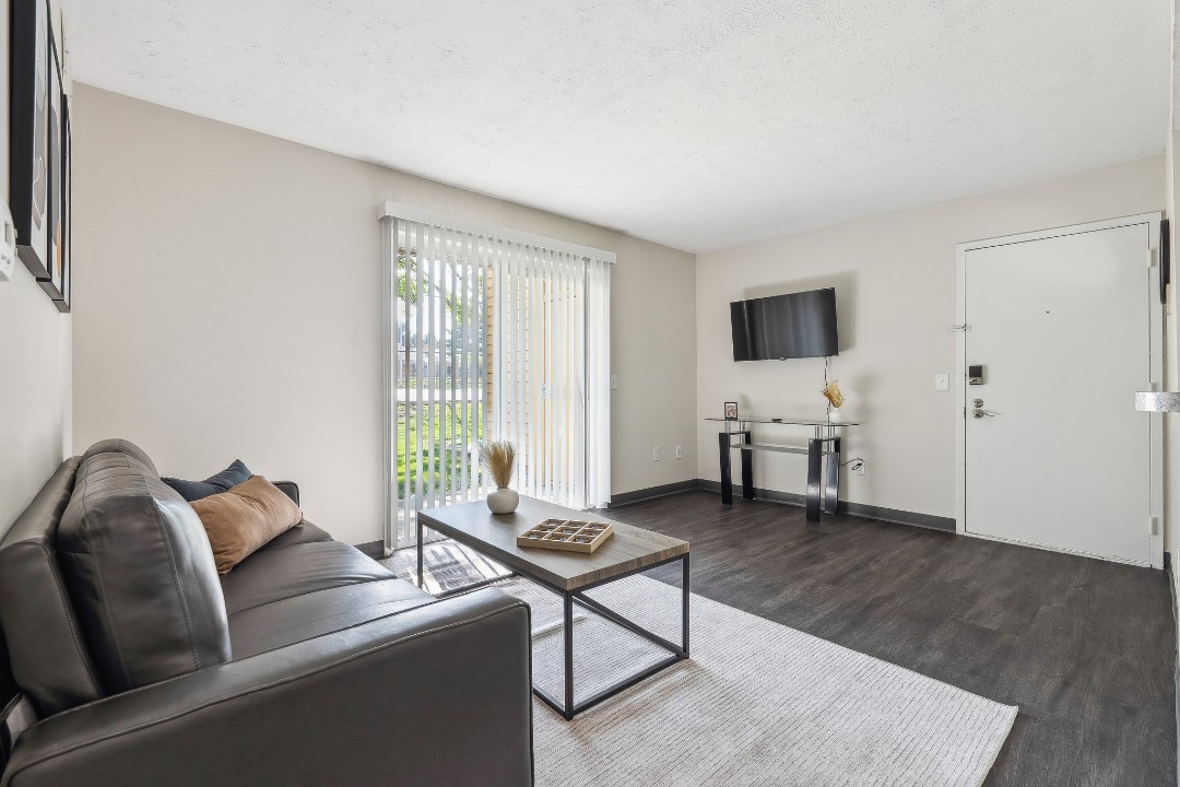 Northwoods 8208-1B · Unit 2/1