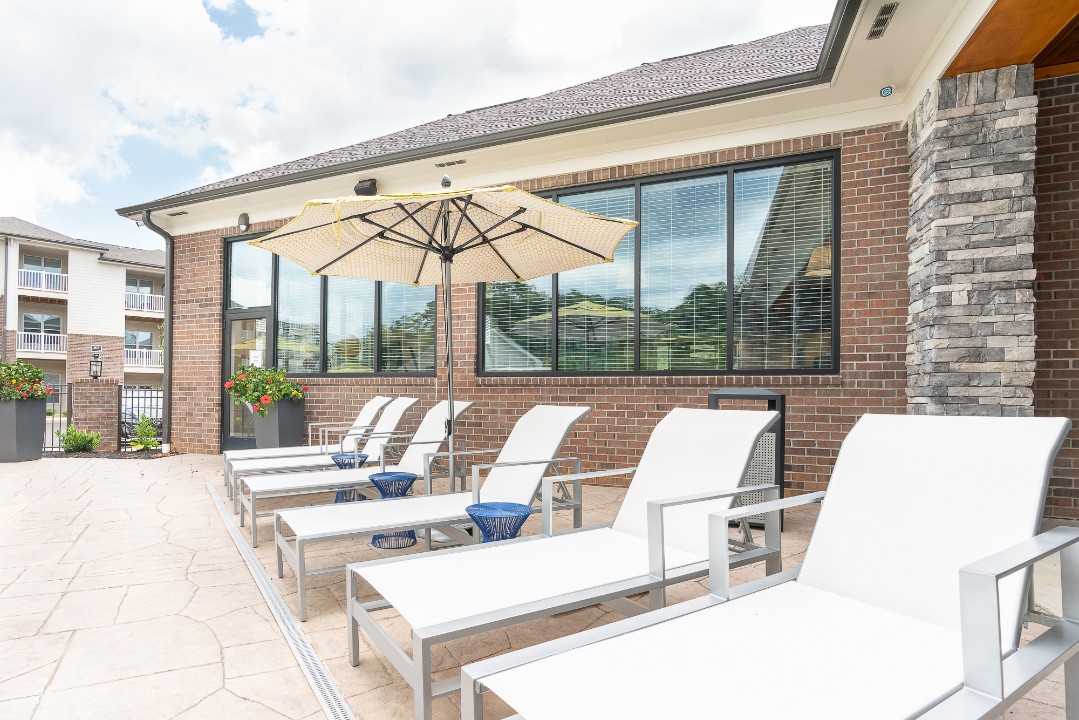 Overlook at Farragut 6301, · Unit 2/2