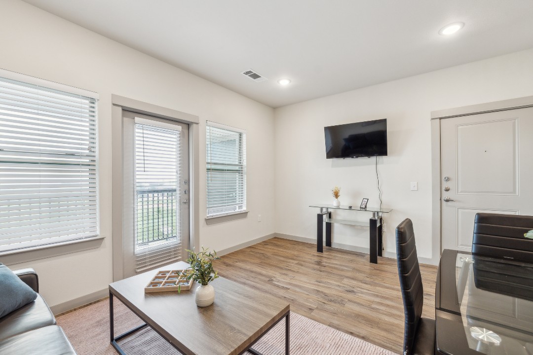 Chisholm Trace · Unit 1234 1/1