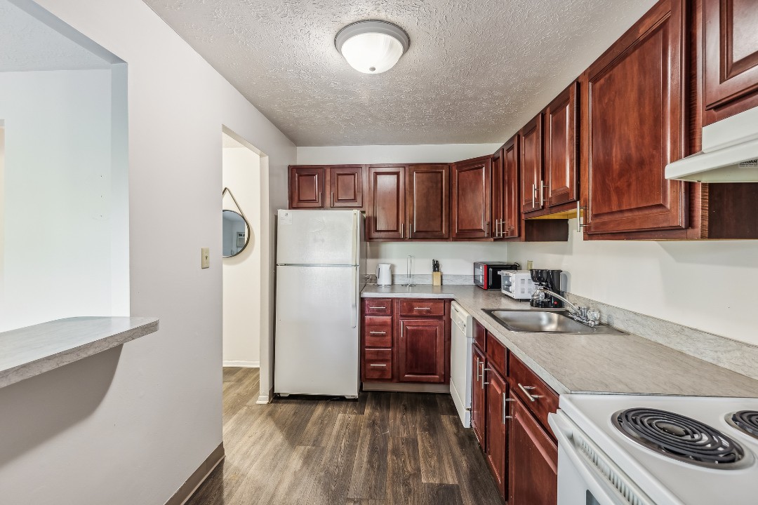 Midtown Towers 3012, · Unit 1/1
