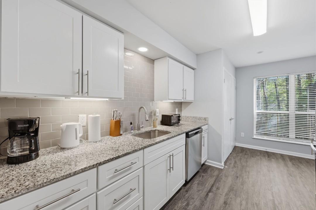 The Domain Apartments 4922B · Unit 1/1