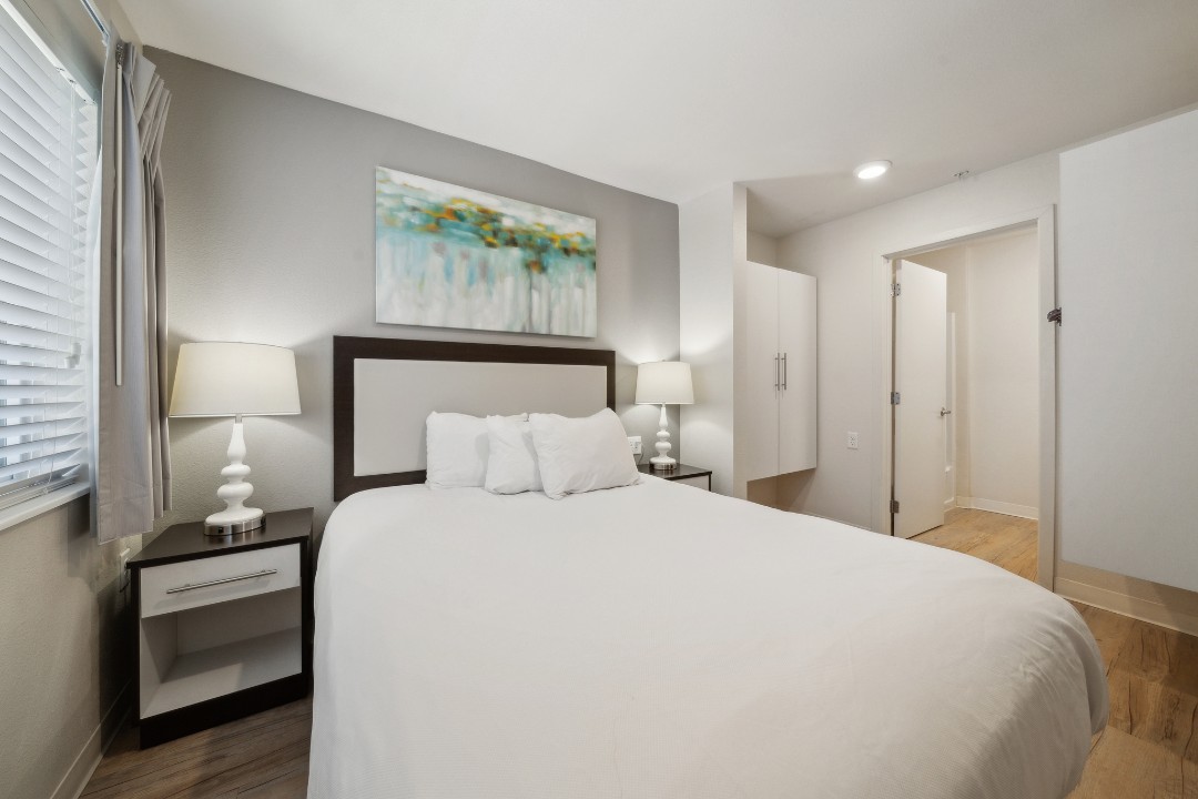 Simplicity At the Rim · Unit 1319  1/1