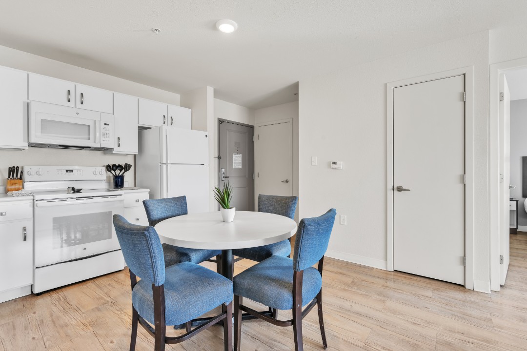 Simplicity At the Rim · Unit 1314 2/2