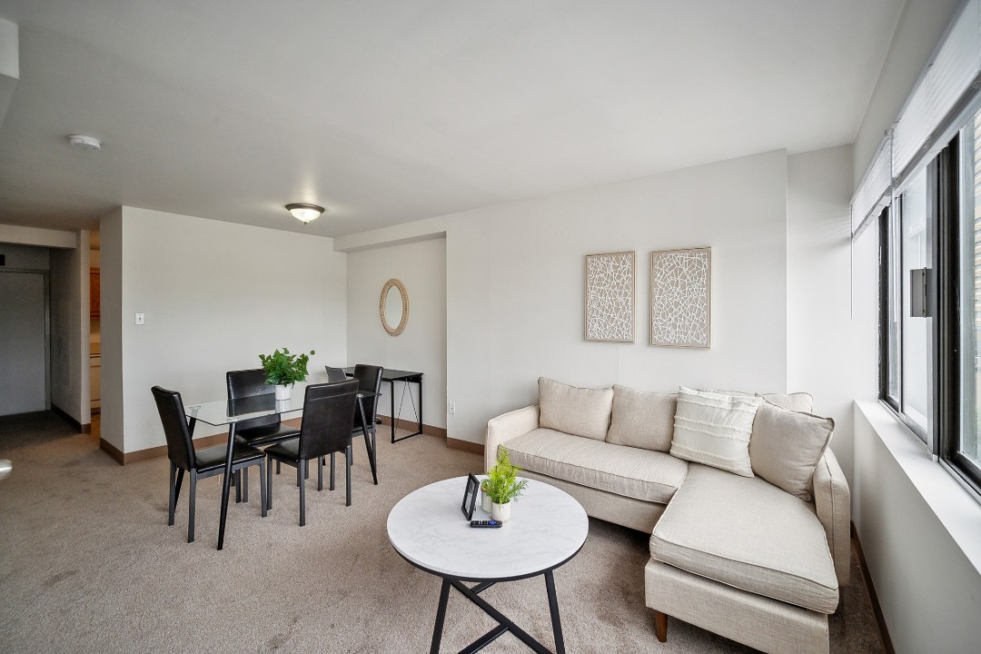 Pa Place 501, 2br