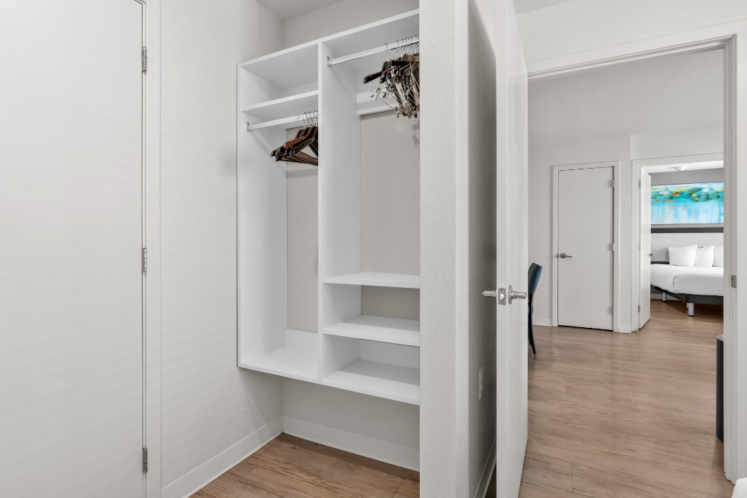 Simplicity At the Rim · Unit 1201  2/2
