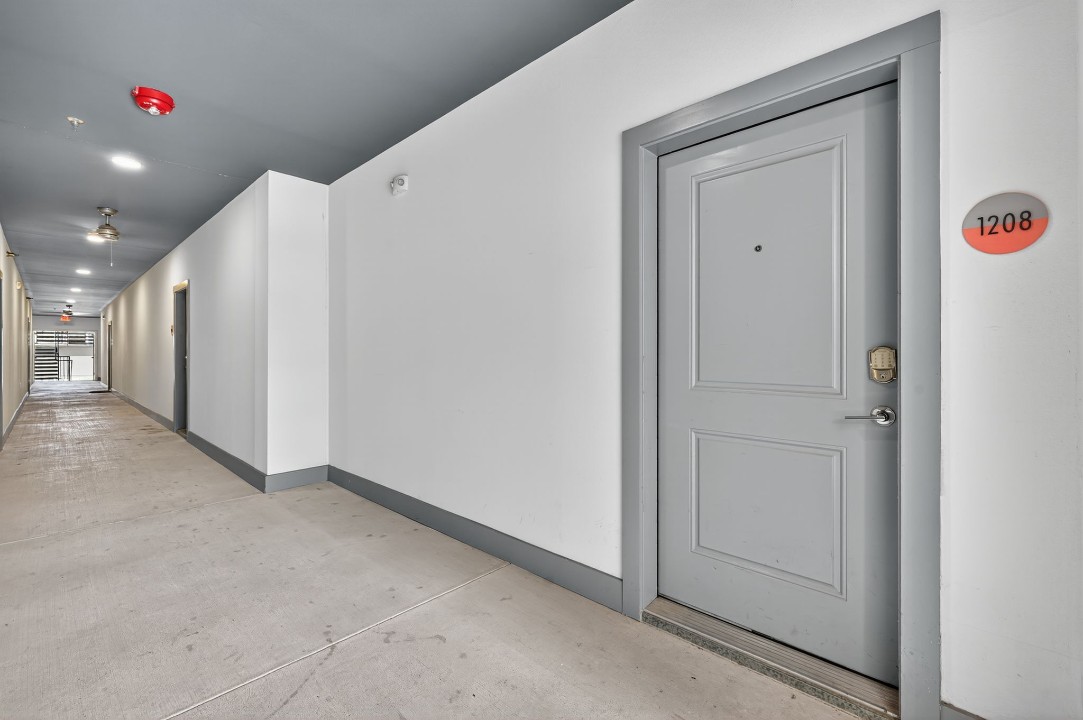 Spectra Parks · Unit 1208 2/2