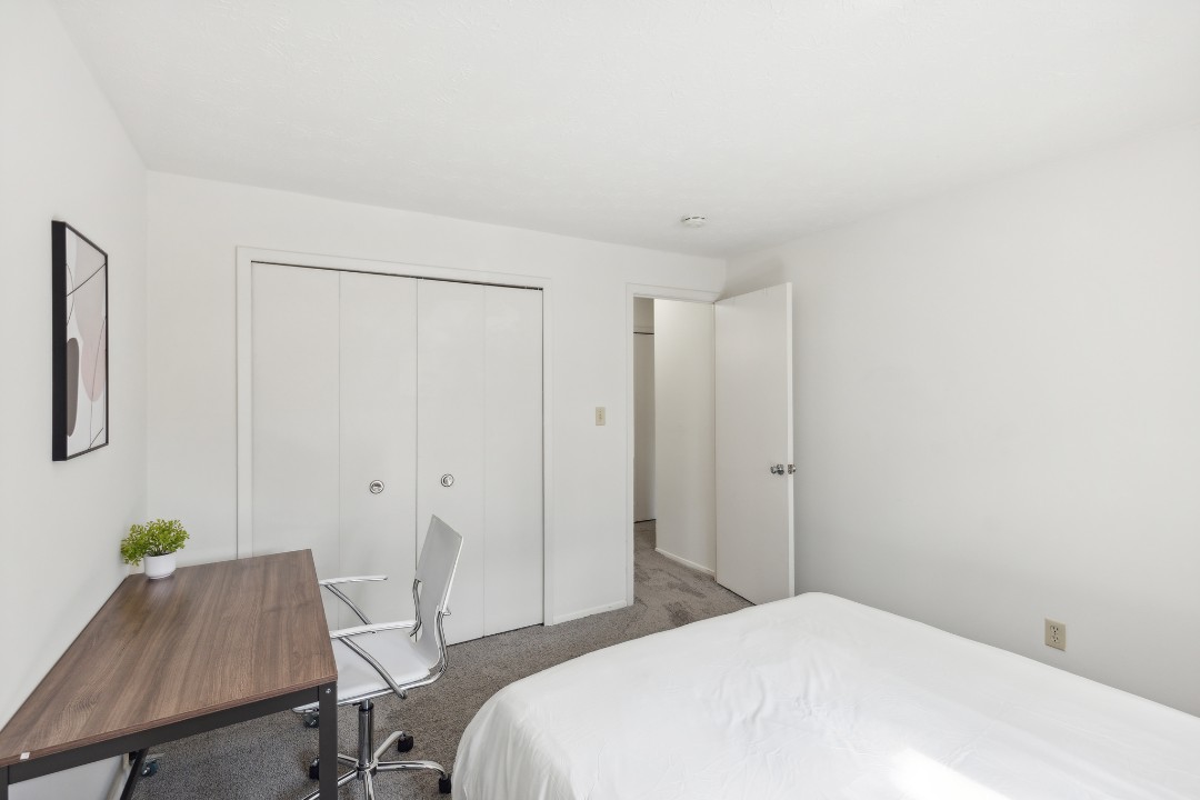 Midtown Towers 3229, · Unit 1/1