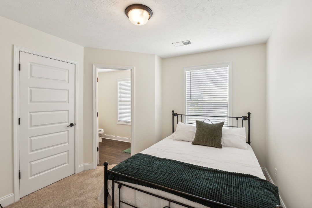 Alto · Unit Q8 2bd/2.5 bth