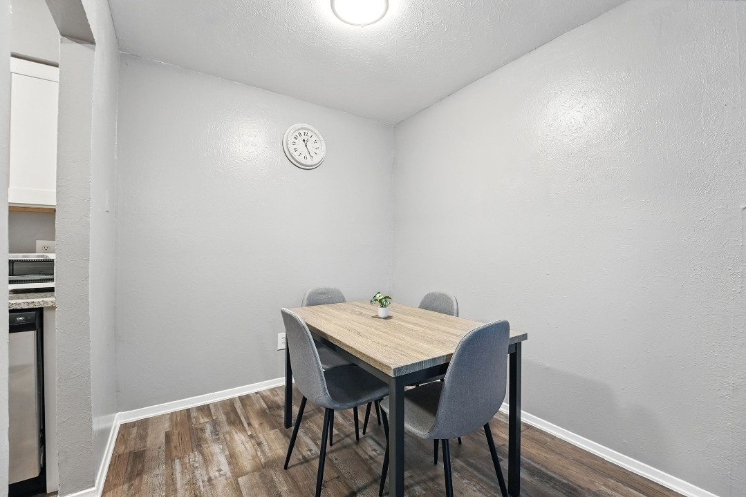 Eureka village · Unit 227 2/1