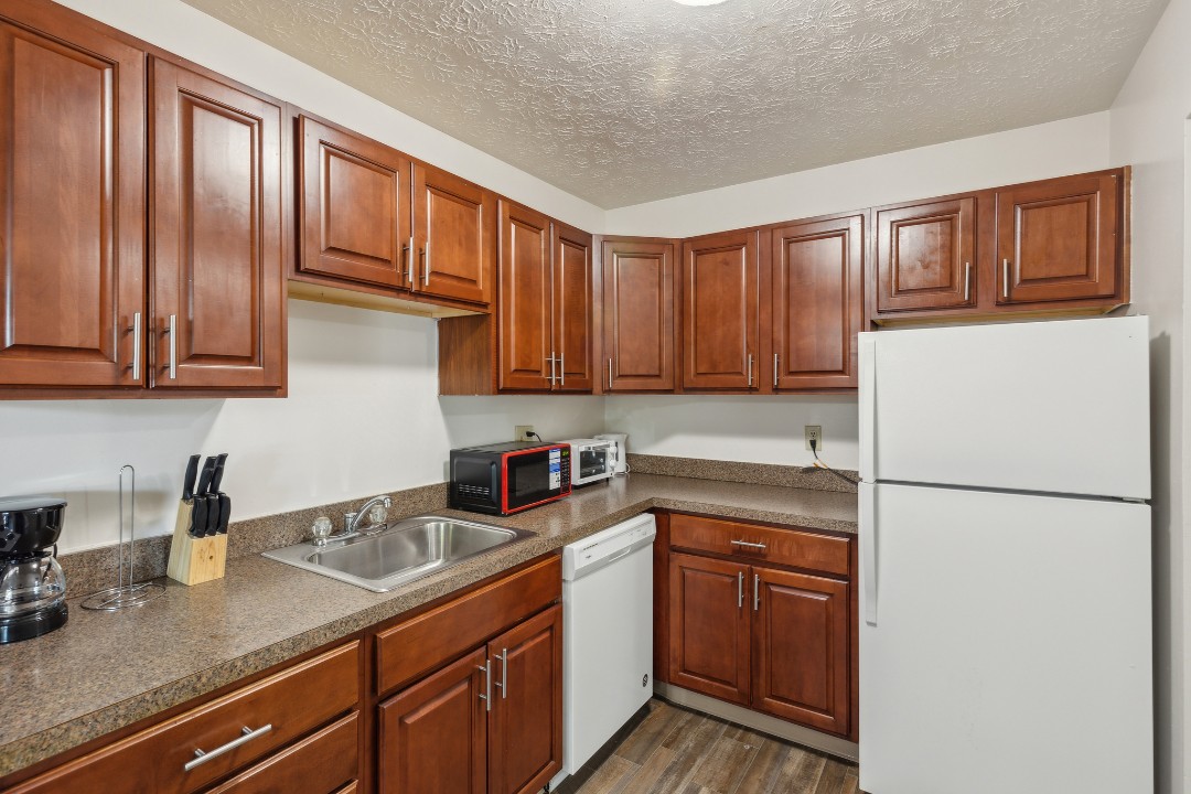 Midtown Towers 3102, · Unit 1/1