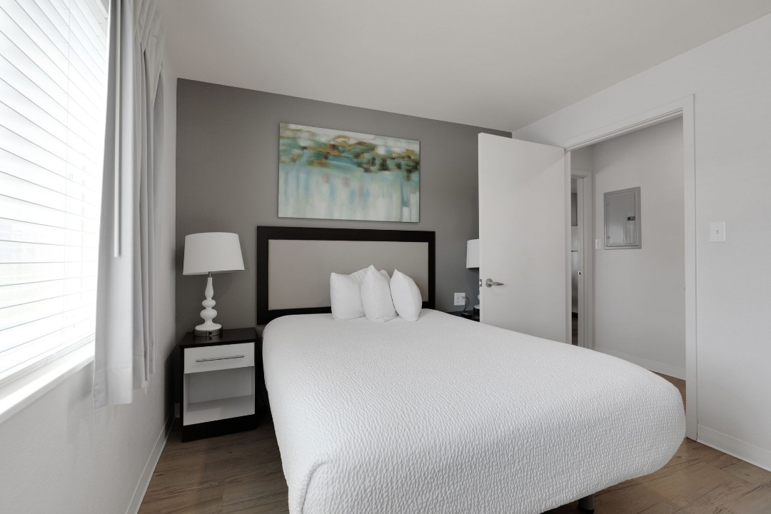 Simplicity At the Rim · Unit 1218  3/2
