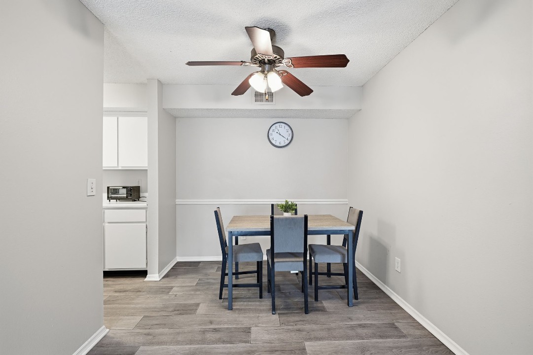 The Trails · Unit 217 2/2
