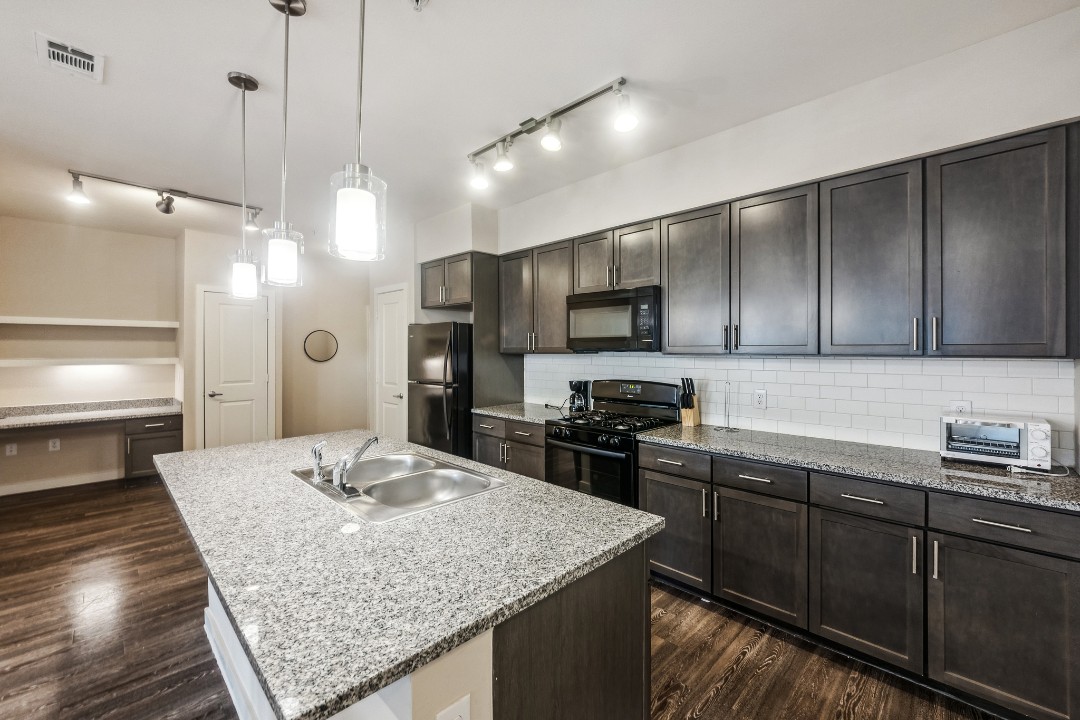 Smart Living Cullen, 5302, · Unit 2/2