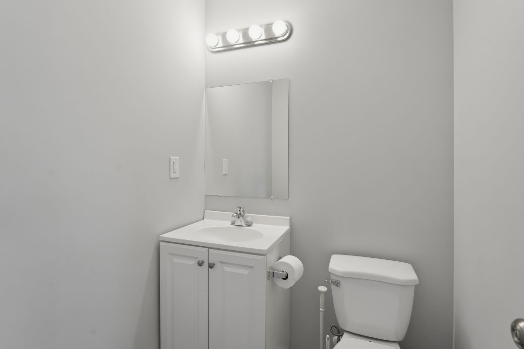 Crossings at · Unit 501 M62 2bd/2bth