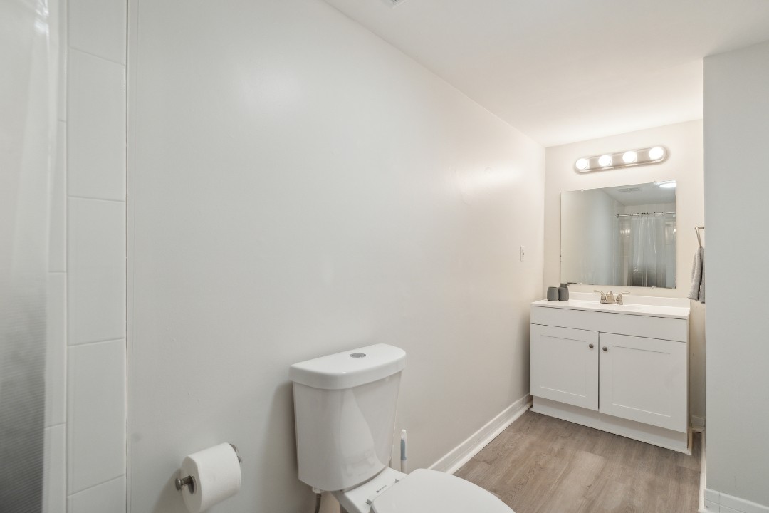 2 Bedrooms · Signature layout