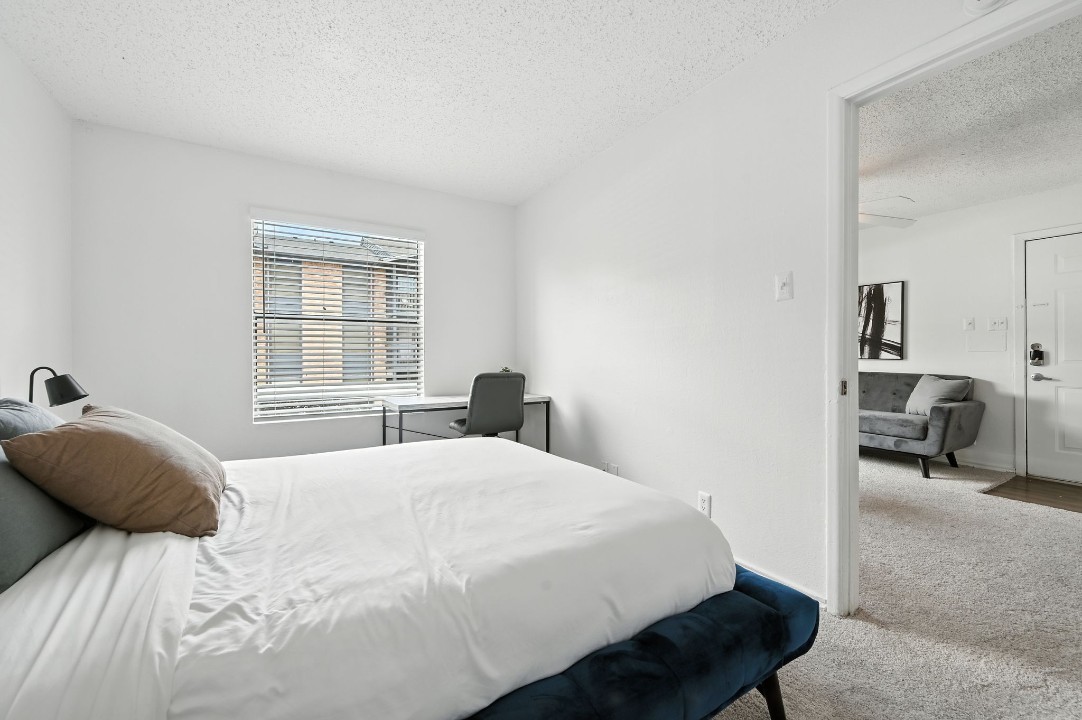 Mueller Flats · Unit 329 1/1