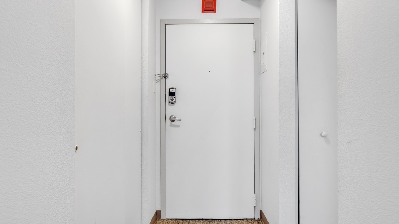 Pa Place 1506, 1br