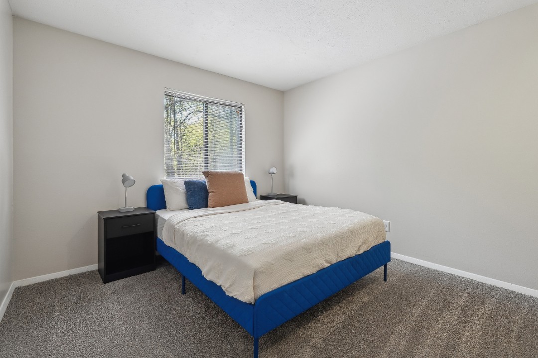 1 Bedroom · Signature layout