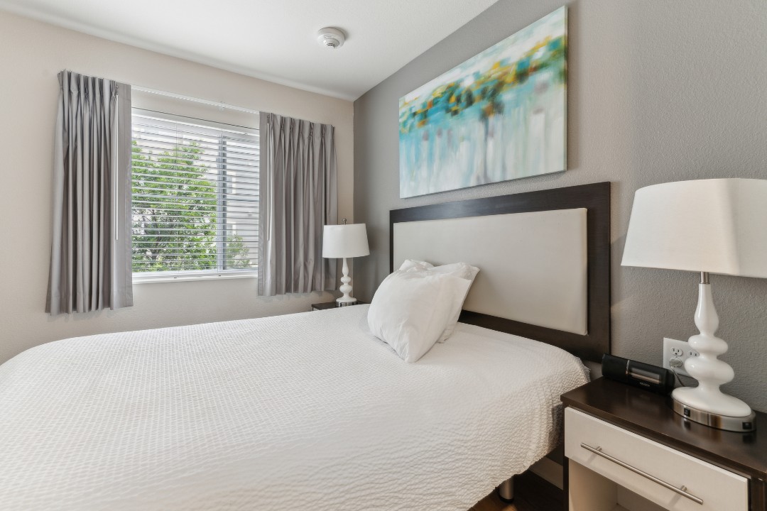Simplicity At the Rim · Unit 1310 1/1
