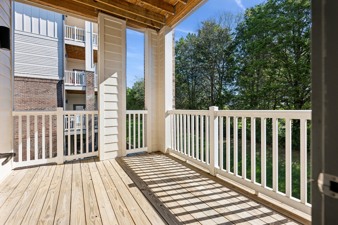 Overlook at Farragut 2103, 1BD/1BA