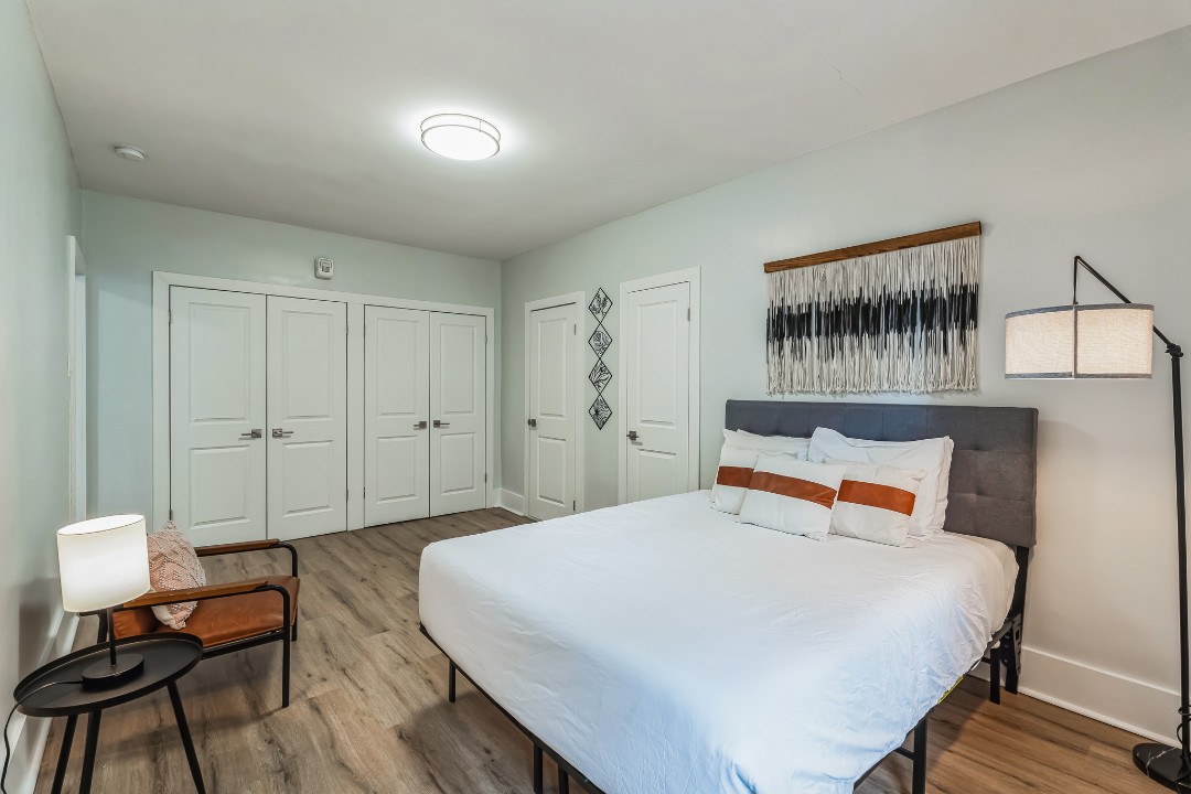 Fairfax Apartments · Unit 604 1/1