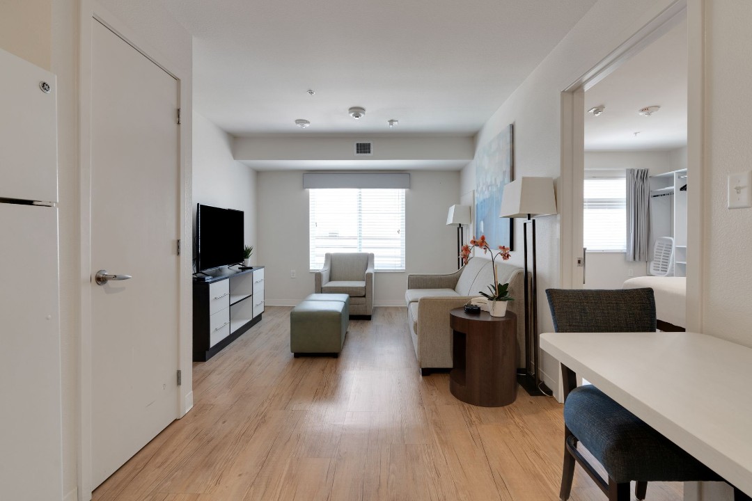 Simplicity At the Rim · Unit 1305 1/1