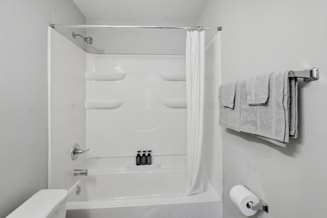 Crossings at · Unit 501 M62 2bd/2bth