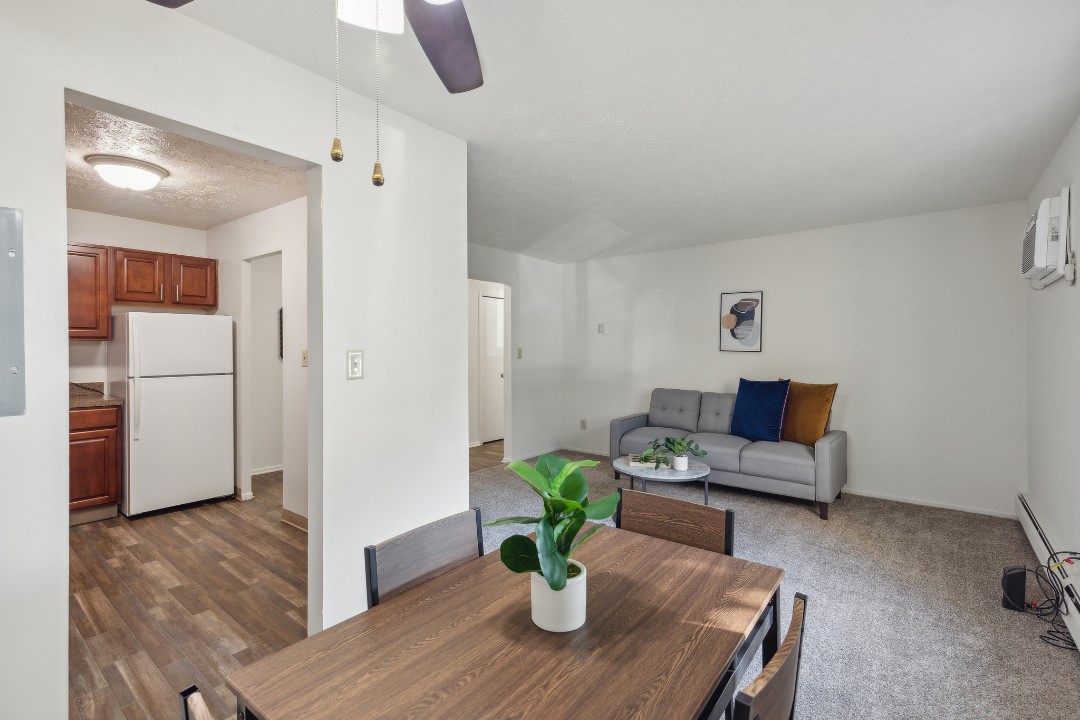 Midtown Towers 3102, · Unit 1/1