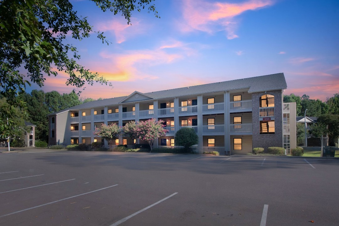 Meadowbrook 254-301 1bd/1bd