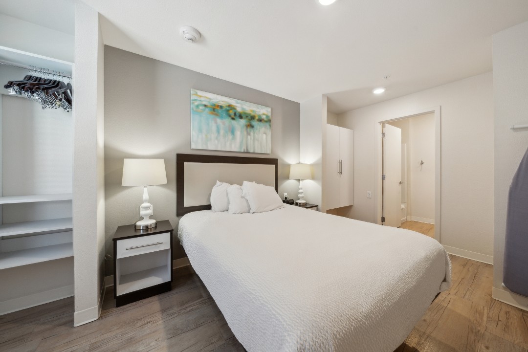 Simplicity At the Rim · Unit 1205  1/1