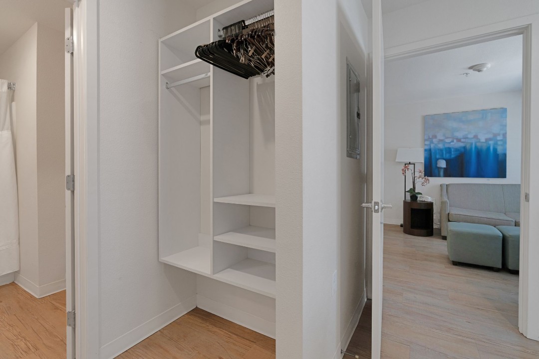 Simplicity At the Rim · Unit 1311 1/1