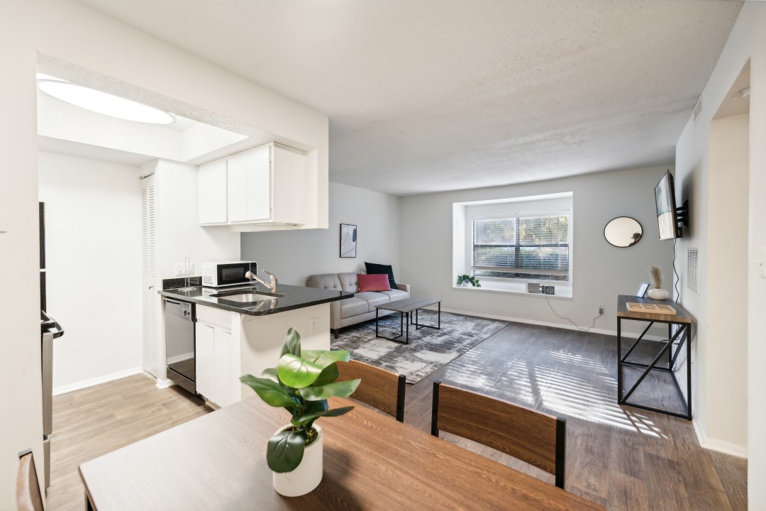 Northcliffe · Unit 404 1/1