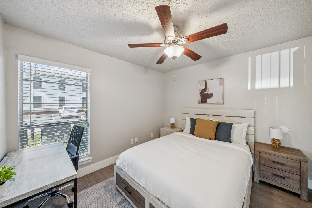 1 Bedroom · Signature layout