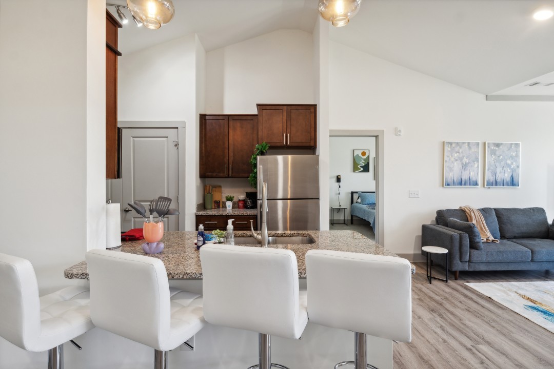 Overlook at Farragut 6303, · Unit 2/2