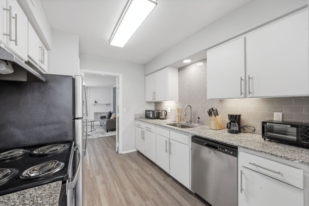The Domain Apartments 4901C · Unit 1/1