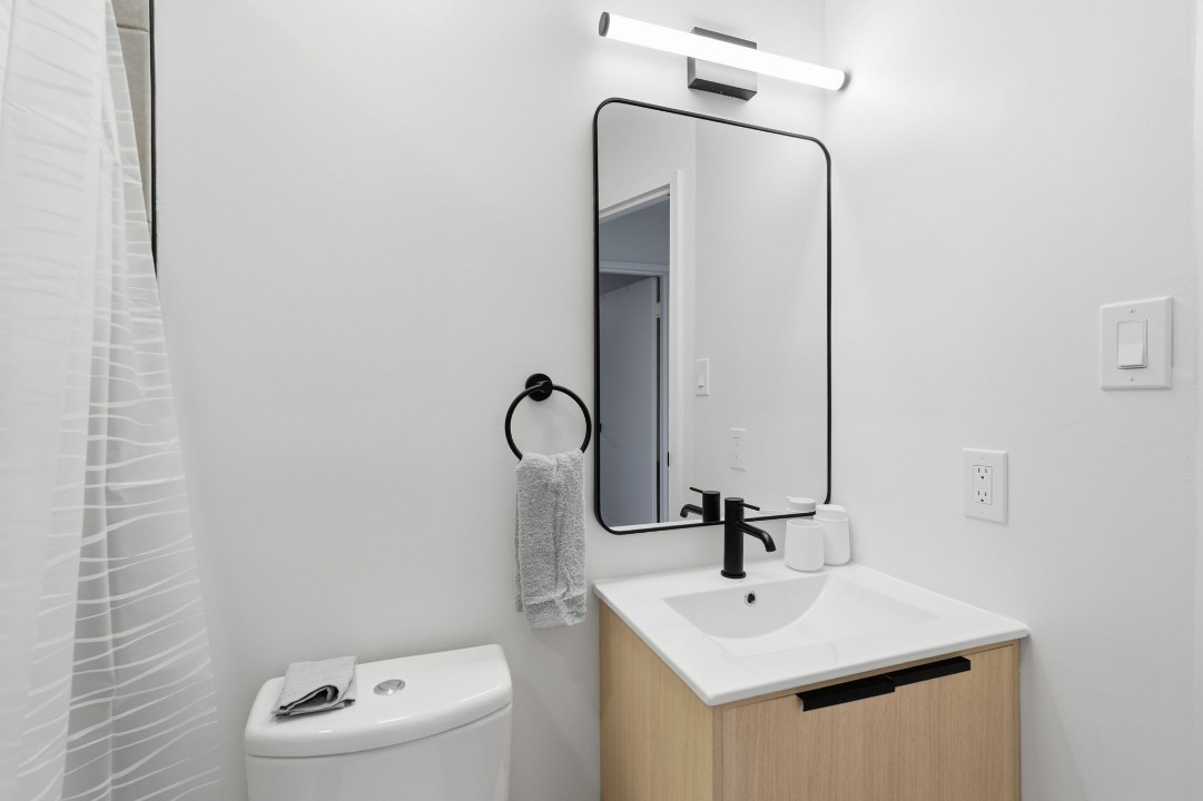 Carriage House C416 · Unit 1/1