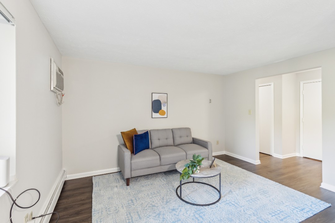 1 Bedroom · Signature layout